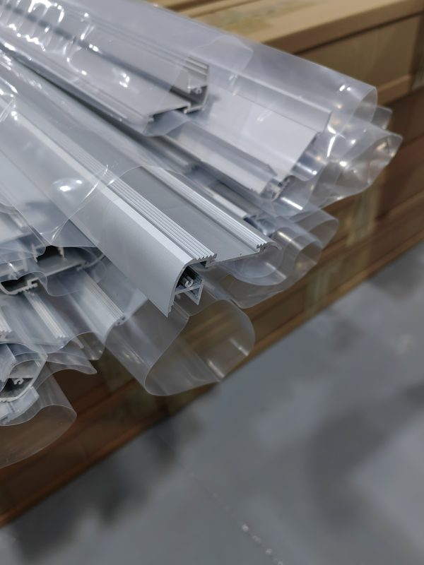 65×27.5mm Non-Slip Stair Channel | AL038 - Image 8